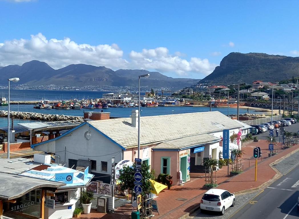 Harbour Views Apartment Kalk Bay Exterior photo